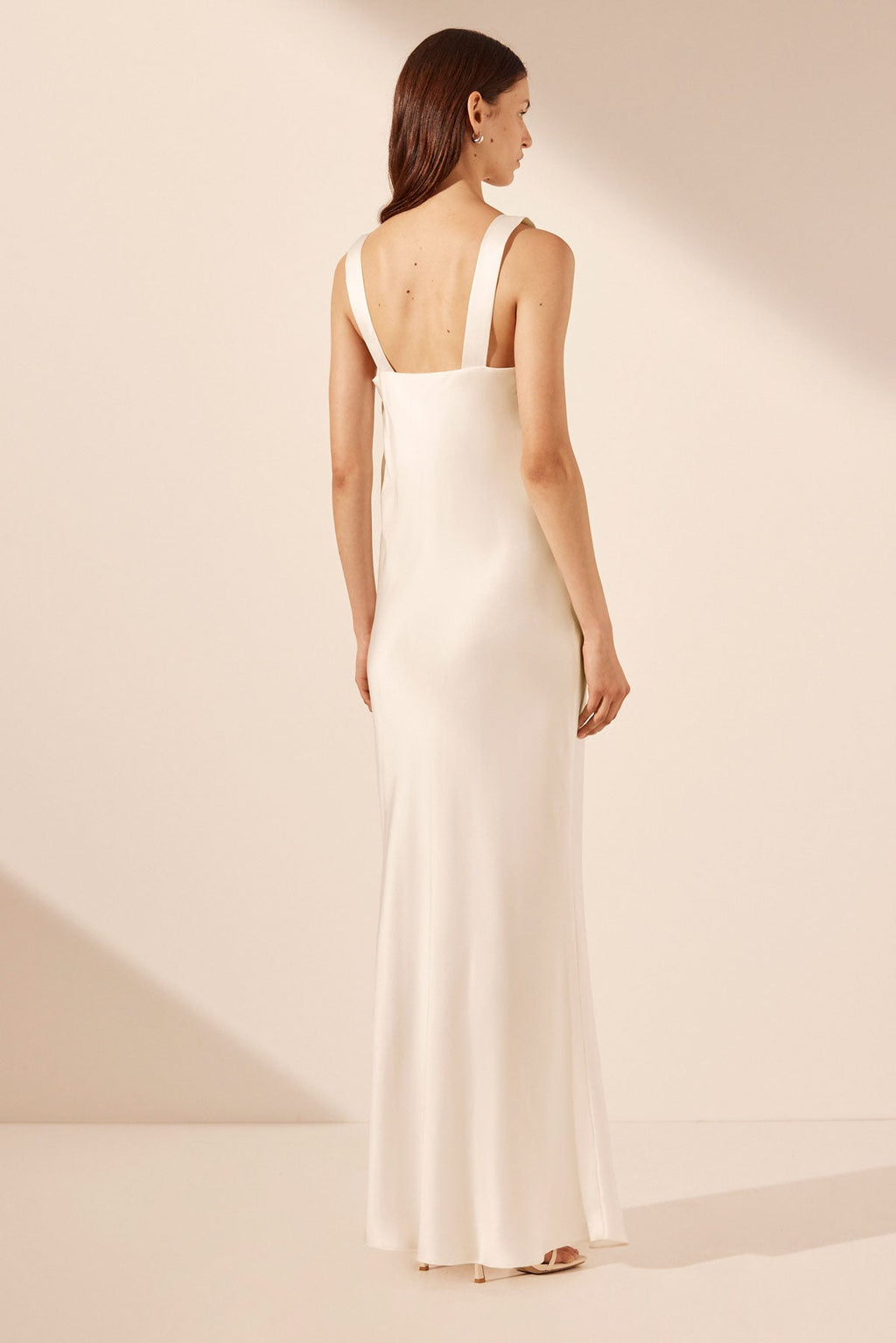 LA LUNE CUMULUS SILK PLUNGED LACE NECK GOWN - IVORY
