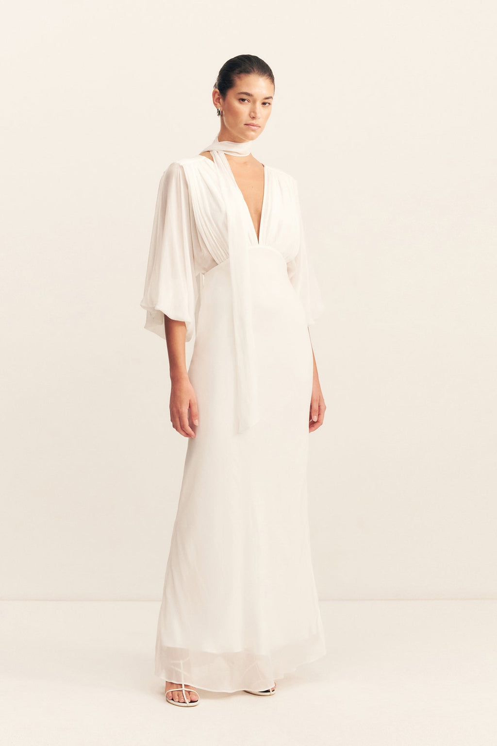 LIRA PLUNGE BALLOON SLEEVE MAXI DRESS - IVORY