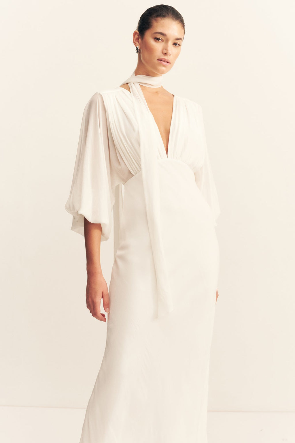 LIRA PLUNGE BALLOON SLEEVE MAXI DRESS - IVORY
