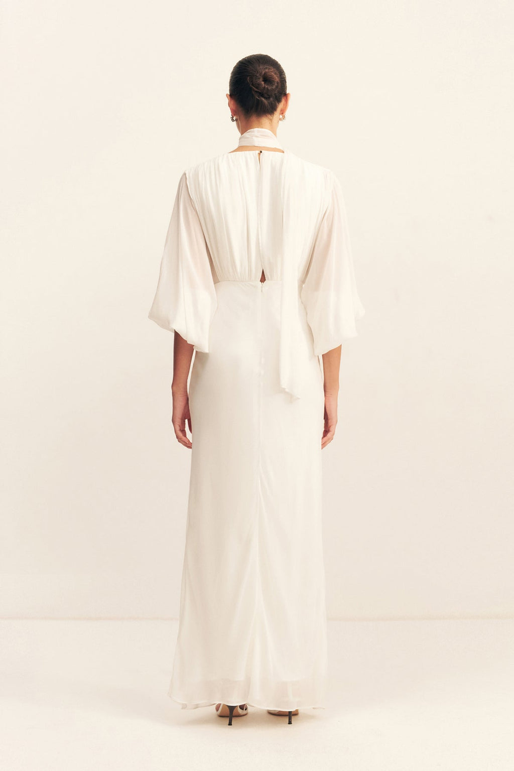 LIRA PLUNGE BALLOON SLEEVE MAXI DRESS - IVORY