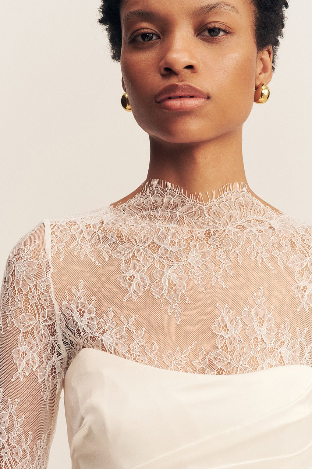 LAMBENT LACE LONG SLEEVE BODYSUIT